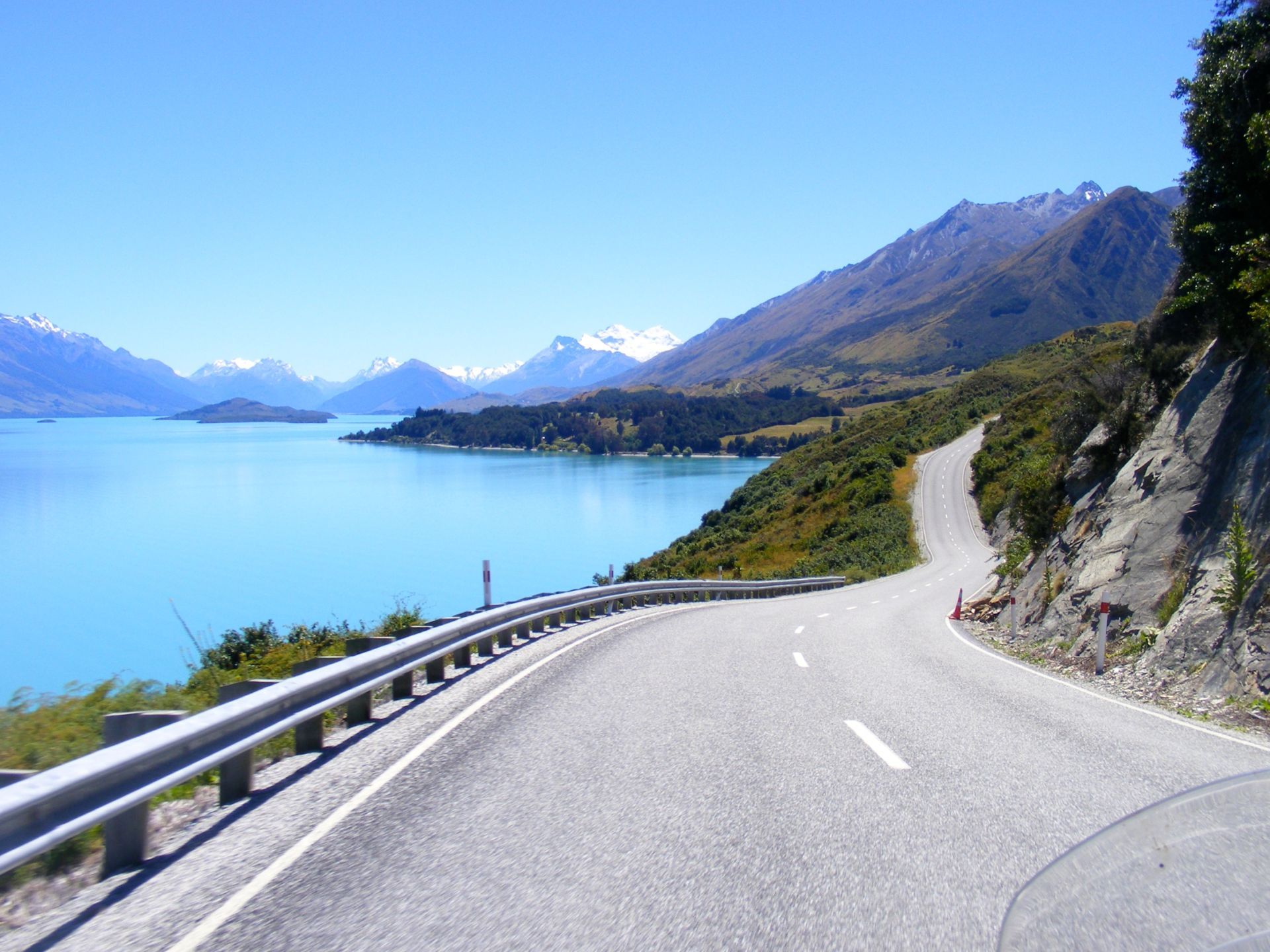 18 Day New Zealand Self-Guided Motorbike Tour